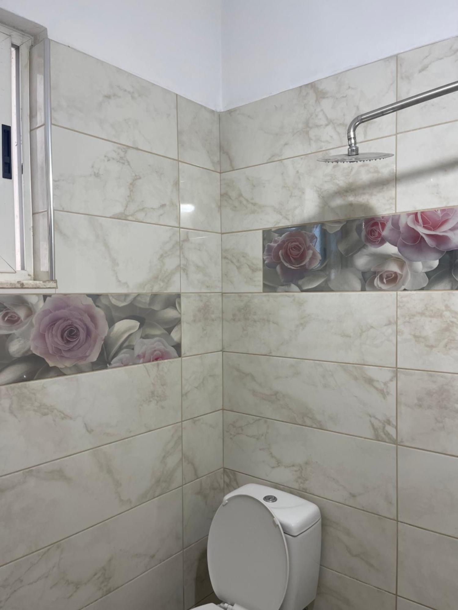 Guest House Lionel Durres Ngoại thất bức ảnh